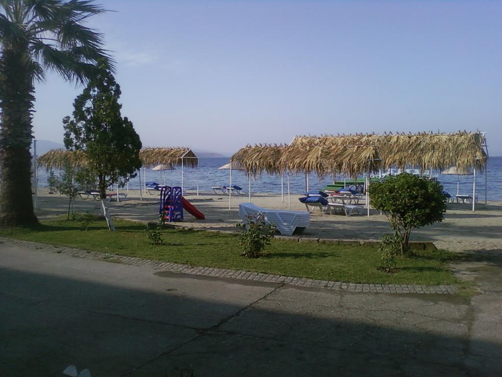 Eker Bermuda Hotel Erdek Exterior foto