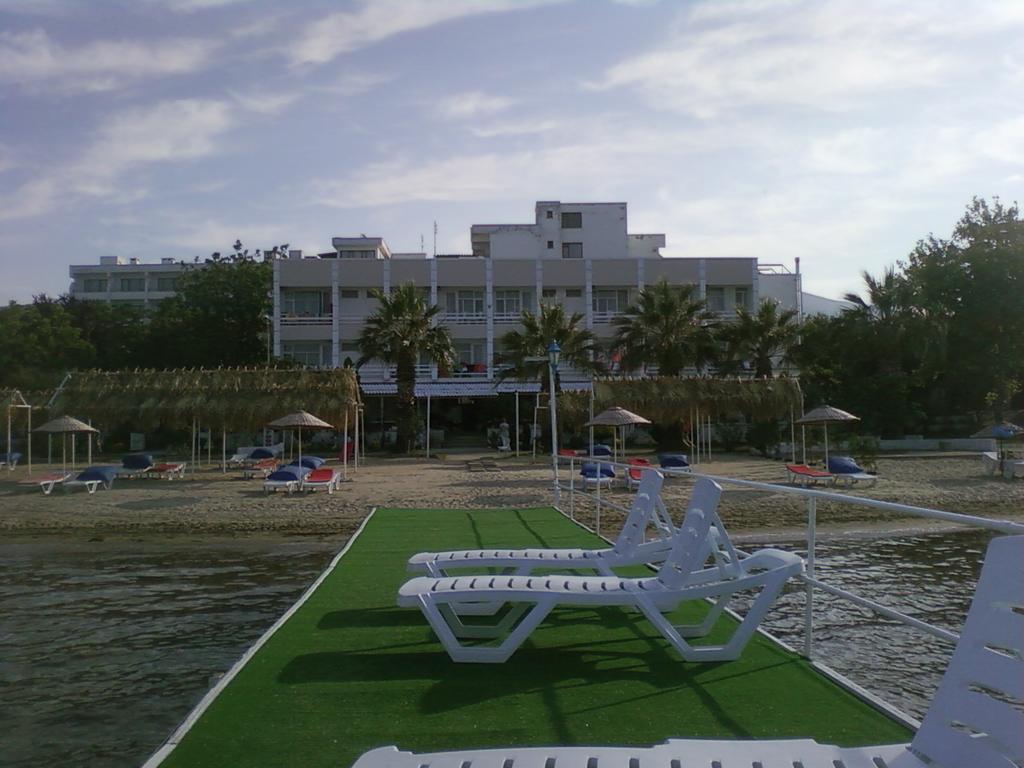 Eker Bermuda Hotel Erdek Exterior foto